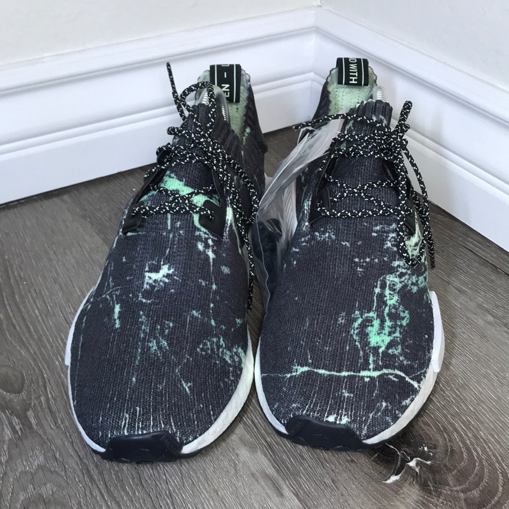 Adidas NMD R1 PK mens Sneakers - Picture 2 of 4